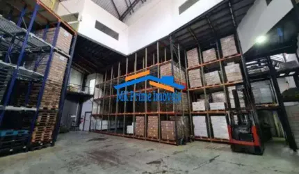 Excelente Galpão 568m² c/ 8 Salas 4 Andares para Venda - Vila Jaguará/SP