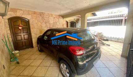Casa Térrea com 2 dormitórios e 2 banheiros à Venda, 117 m²