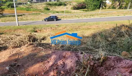 Terreno à Venda Bairro Planejado Vitta Granja Viana.