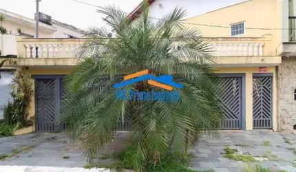 Ótima casa com 4 Dormitórios sendo 2 Suítes e Duas Vagas de Garagem