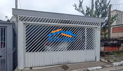 Lindo imóvel com 3 dormitórios sendo 1 suíte e 2 vagas de garagem.