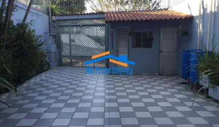 Sobrado à Venda de 209m² com 3 Quartos e 3 Banheiros - Bela Vista/Osasco.
