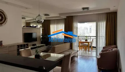Apartamento com varanda gourmet, móveis planejados e sala ampliada – 77m²