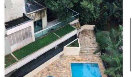 02 Quartos / Ótima Localização / Piscina - 62m²