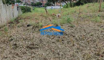 Terreno com leve declive 989 mts² com 20 mts de frente Beirando o rodoanel