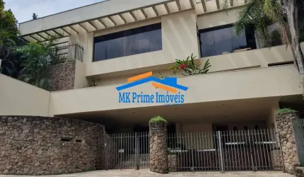 Mansão no Jd. Guedala em frente ao Palácio dos Bandeirantes.