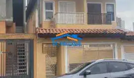Lindo Sobrado na Vila Yara com 03 Dormitórios 1 Suíte e Espaçosa Garagem.