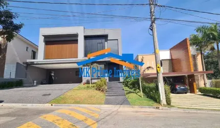 Casa com 4 Suítes, 4 Vagas e Linda Vista - Condomínio Campos do Conde.