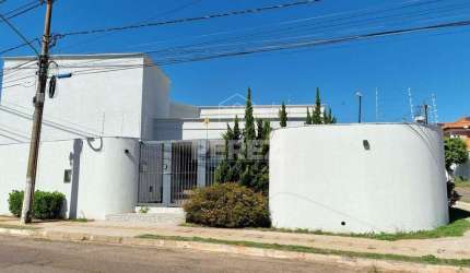 Casa Térrea no Bairro Jardim Bela Vista
