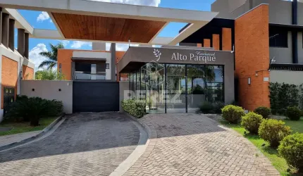 Sobrado no Condomínio Alto Parque