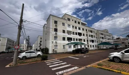 Apartamento no condomínio Ciudad de Vigo