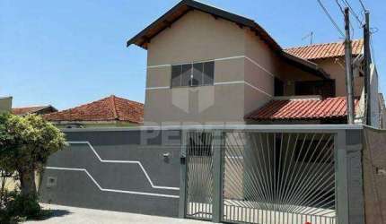 Sobrado no Bairro Ana Maria Coutinho