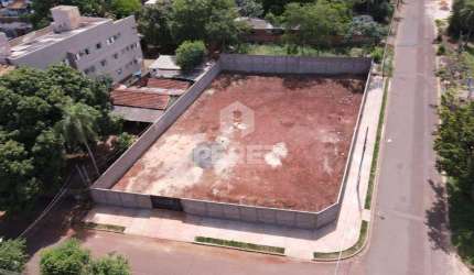 Terreno Esquina Bairro Monte Castelo