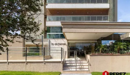 Apartamento no Condomínio Ile de France