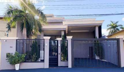Sobrado no Bairro Carandá Bosque