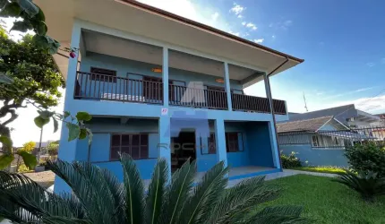 Casa com Vista para o Mar em São Francisco do Sul - SC