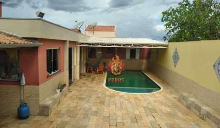 Casa com 4 dormitórios à venda, 200 m² por R$ 700.000,00 - Vila Doutor Laurindo - Tatuí/SP