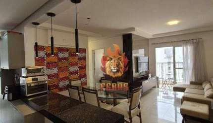 Apartamento com 3 dormitórios mobiliado