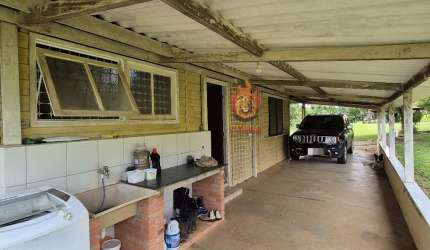 Chácara à venda de 63 mil m² com 3 casas em Capela do Alto/SP