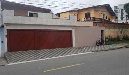 Lindo Sobrado de 206m² á venda com 03 Dormitórios sendo  01 Suítes,  Bairro dos Casa - São Bernardo do Campo