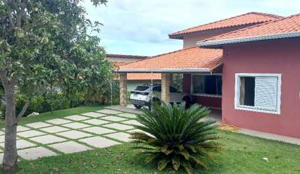 Linda Casa Térrea com 504m2 em Condomínio Fechado  Portal dos Lagos em  Boituva - SP.