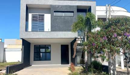 Lindo Casa Térrea de  185m² à venda no excelente  Condomínio  Fechado Terra de São Francisco em  Sorocaba- SP.