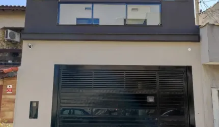 Lindo Sobrado com 03 Dormitórios Sendo  01 Suítes e 03 banheiros à Venda, 140m²  na  Vila Floresta  em Santo André - SP