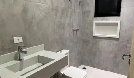 Lindo Sobrado com 03 Dormitórios  Sendo 3 Suíte e  05 banheiros à Venda, 170 m²  no Bairro Independência  em São Bernardo do Campo - SP