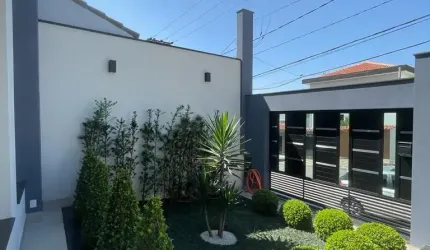 Lindo Sobrado com 04 Dormitórios  Sendo 4Suítes e 06 banheiros à Venda, 340m² de área Construída, com Terreno de 300m2   no Bairro Parque dos Pássaros em São Bernardo do Campo - SP