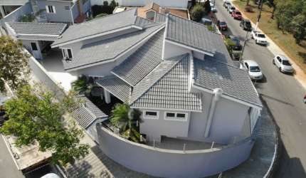 Lindo Sobrado com 04 Dormitórios  Sendo 03 Suítes,  05 banheiros à Venda, 280 m²  no Bairro  Parque Espacial em São Bernardo do Campo - SP
