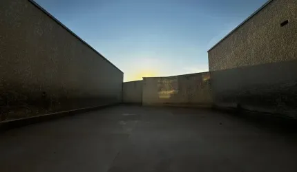 Linda Cobertura para á venda com 100m² com 02 Dormitórios Sendo 01 suíte, no Bairro Vila Scarpelli - Santo André - SP.