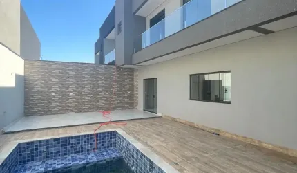 Lindo Sobrado com 04 Suítes, à Venda com 340m² de Área Construída , no Bairro Parque dos Pássaros em São Bernardo do Campo - SP