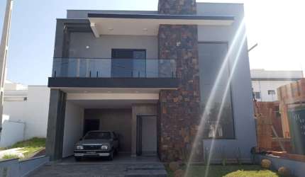 Lindo Sobrado de 185m² de Área Construída, à venda no excelente Condomínio Terras de São Francisco - Sorocaba - SP