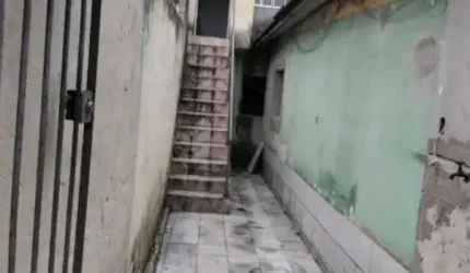 Ótimo Terreno de 10x30 =300m2, Pronto para Construir, no Camilopolis em Santo André - SP.