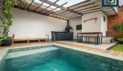 Linda Casa Térrea de 250m, com 04 dormitórios, á venda no Centro - São Caetano do Sul