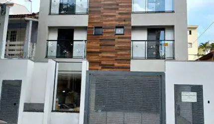 Cobertura á venda possui 110m² com 02 Dormitorios, Vila Floresta - Santo André.