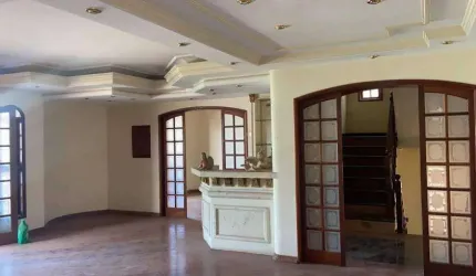 Sobrado á venda com 410m² com 04 Dormitórios, Parque dos Pássaros - São Bernardo do Campo.