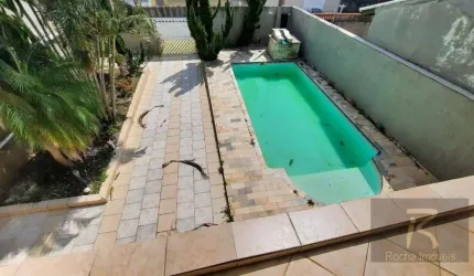 A apenas 250 metros da Praia