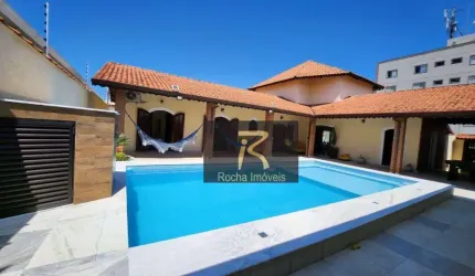 Casa alto padrão 4 dormitórios sendo 2 suítes com piscina ,jacuzzi   Bairro Nobre R$ 1.250.000