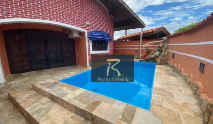 Linda casa 500 metros da praia