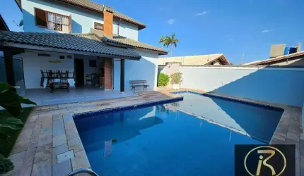 Sobrado com 4 dormitórios à venda, 228 m² por R$ 1.100.000 - Balneário Stella Maris - Peruíbe/SP