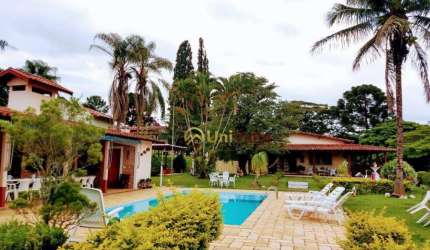 Chácara com 3 casas no espaço, com lazer completo, muito bem localizada à venda, 6147 m² por R$ 2.200.000 - Chácara Santa Rita - Caçapava/SP