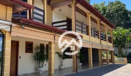 Chácara com 4 dormitórios à venda, 2000 m² por R$ 1.800.000,00 - Sapé I - Caçapava/SP