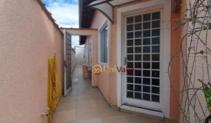 Casa com 2 dormitórios à venda, 66 m² por R$ 368.000,00 - Condomínio Residencial Vila Verde - Taubaté/SP