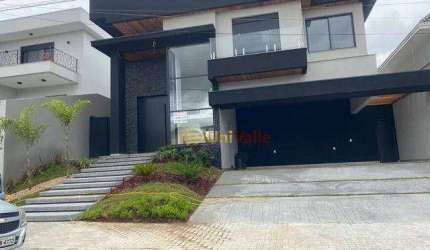 Casa assobradada a venda no condomínio Jaguary-Urbanova-SJC/SP.