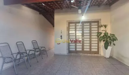 Casa com quintal, 2 dormitórios à venda, 90 m² por R$ 290.000 - Residencial Novo Horizonte - Taubaté/SP