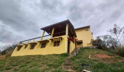 Chácara com 2 dormitórios à venda, 2700 m² por R$ 610.000,00 - Piracangaguá - Taubaté/SP