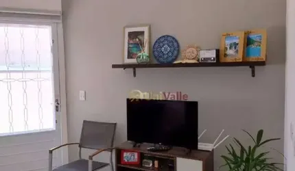 Casa com 2 dormitórios à venda, 70 m² por R$ 340.000 - Chácara Belo Horizonte - Taubaté/SP