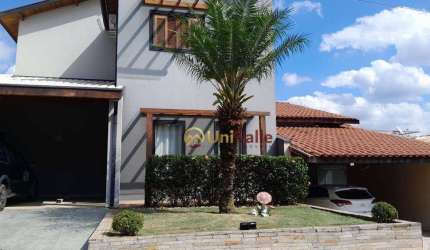 Sobrado, 180 m² - venda por R$ 1.007.000,00 ou aluguel por R$ 6.000,00/mês - Jardim Hípica Pinheiro - Taubaté/SP