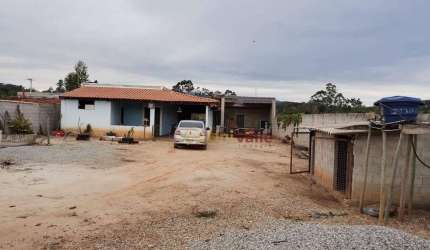 Chácara com 2 dormitórios à venda, 1800 m² por R$ 340.000,00 - Barreiro - Taubaté/SP